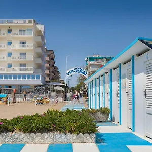 3* Otel Ghirlandina